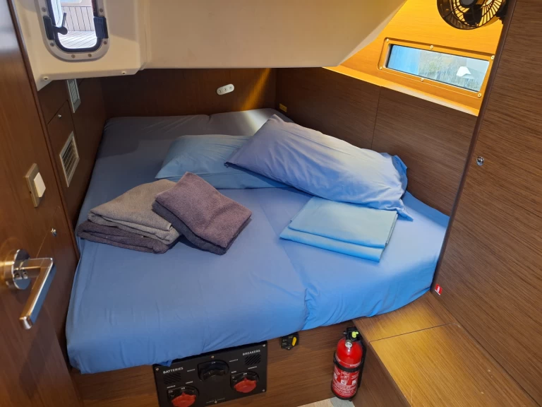 Bootsverleih Bénéteau Oceanis 40.1 Procida Samboat