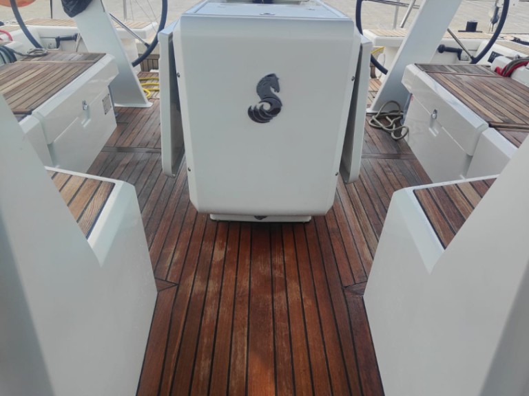 Bénéteau Oceanis 51.1 mieten Procida