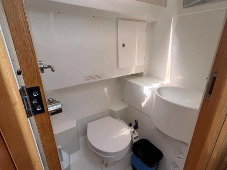 YachtCharter in Cannigione di Arzachena - Jeanneau Sun Odyssey 319 auf SamBoat