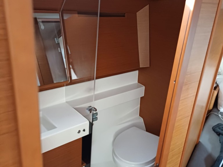 Segelboot mieten in Procida zum besten Preis