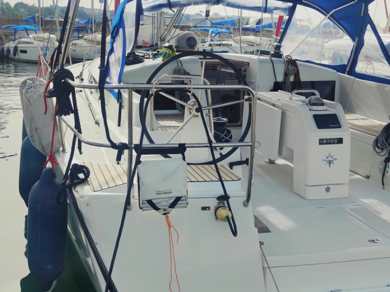 YachtCharter in Procida - Jeanneau Sun Odyssey 440 auf SamBoat