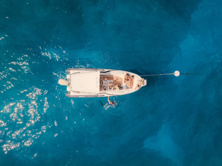 Schlauchboot mit oder ohne Skipper Formenti mieten in Saint-Gilles les Bains