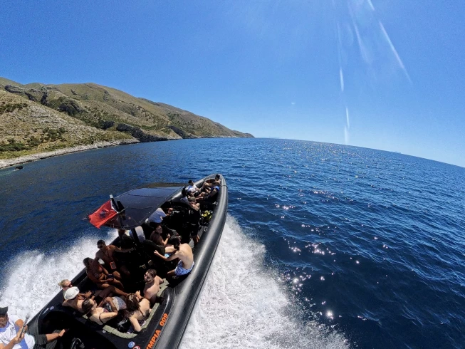 Schlauchboot mit oder ohne Skipper Olympia Boat  mieten in Vlora