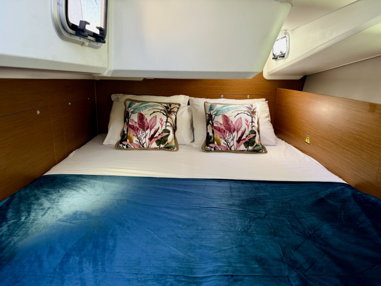 Jeanneau Sun Odyssey 490 mieten Piso Livadi