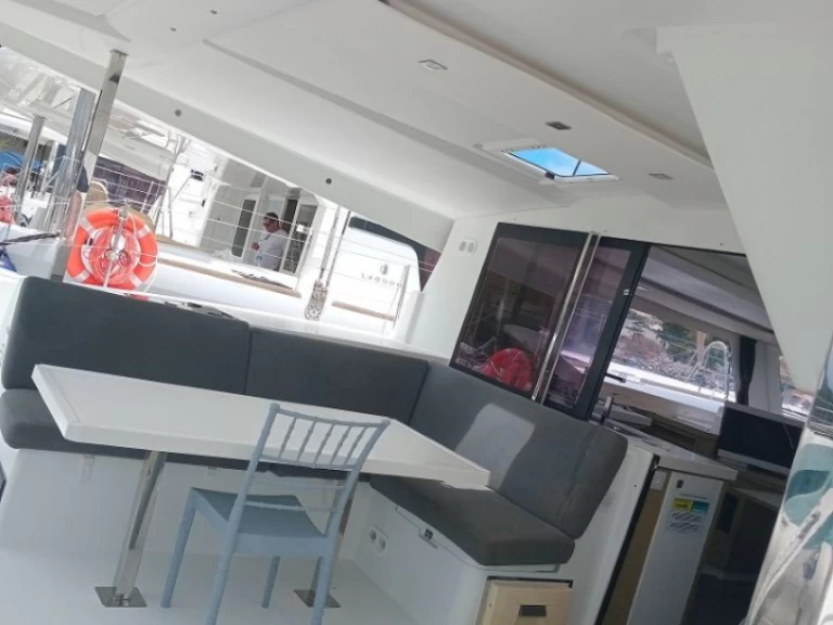 Katamaran mieten in Praslin Island zum besten Preis