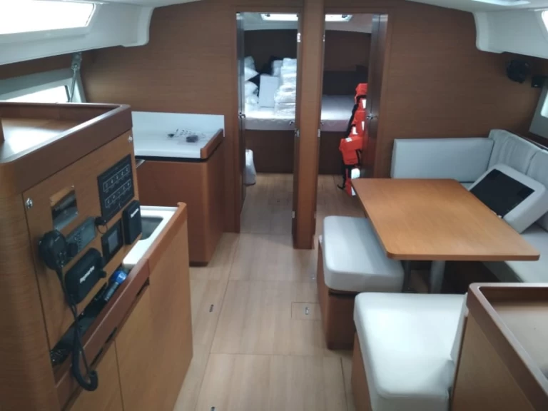 Segelboot mieten in Neo Klima - Jeanneau Sun Odyssey 490