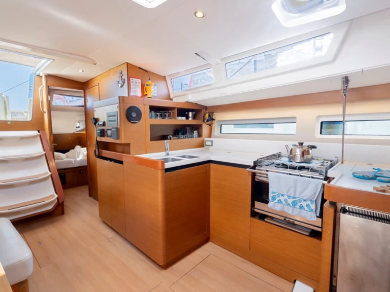 YachtCharter in Rhodos - Jeanneau Sun Odyssey 490 auf SamBoat