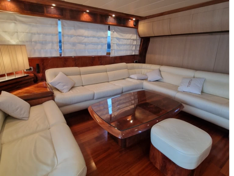 Boot mieten San Vincenzo günstig 20 s