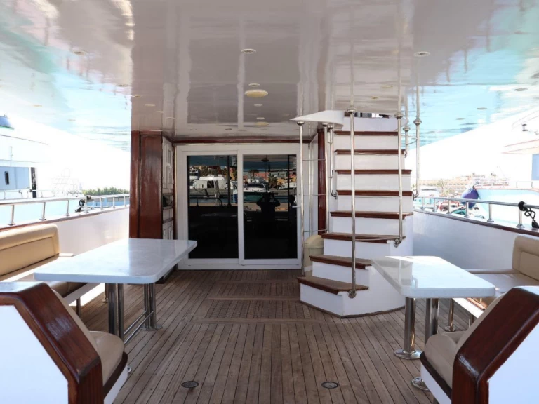 Ein Custom Made King mieten in Hurghada