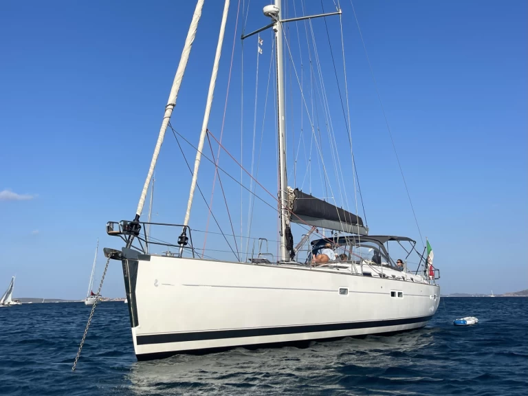 Bénéteau Oceanis 523 Clipper mieten Golfo Aranci