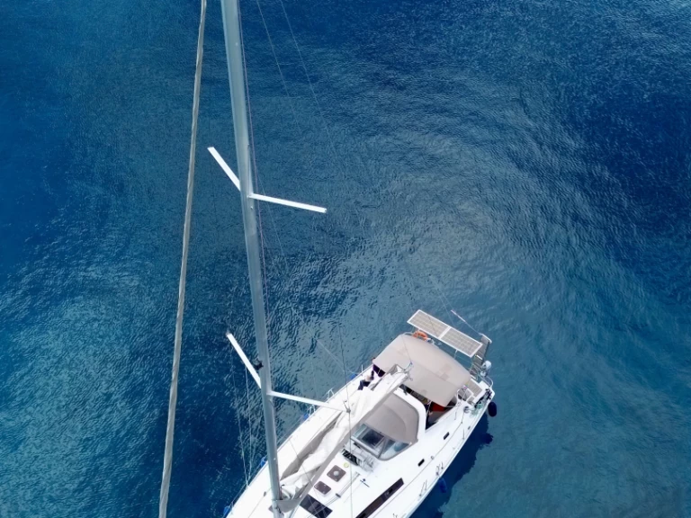 Ein Bénéteau Oceanis 50 Family mieten in Lefkáda