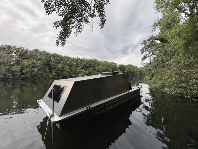 ARYNBOAT 530E mieten Caix