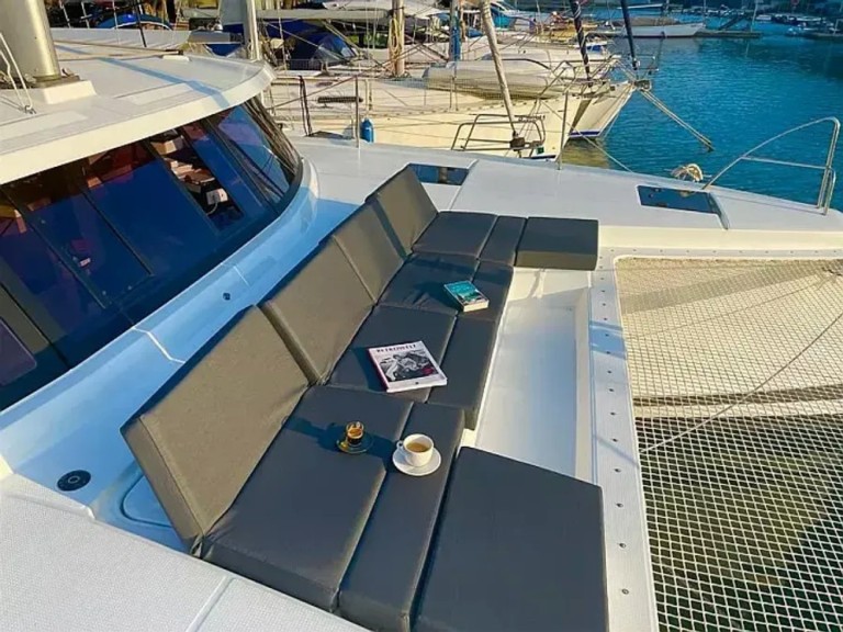 Fountaine Pajot Astrea 42 mieten Primošten