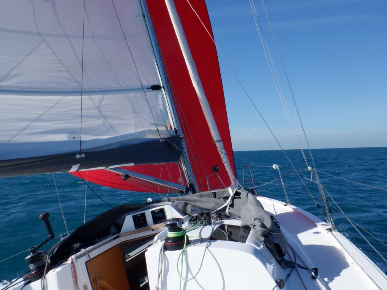 Bootsverleih Elan E3 Porto Antico di Genova Samboat