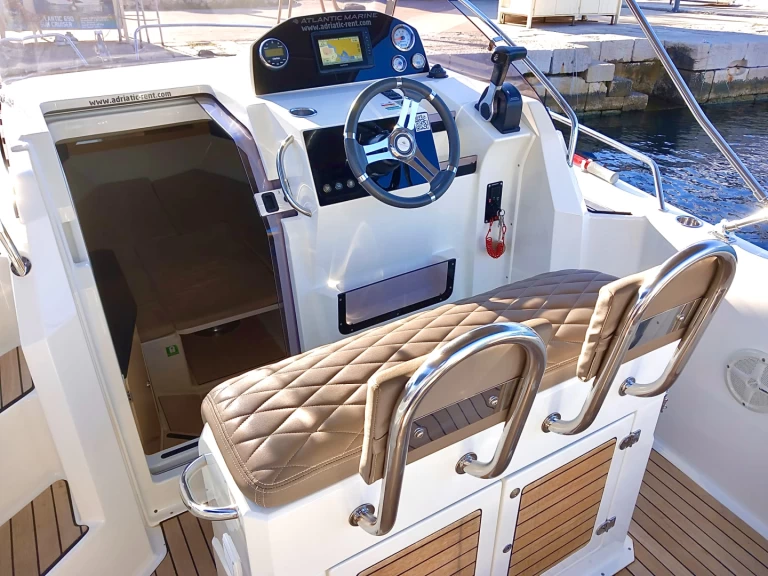 Motorboot mieten in Tribunj - Atlantic ATLANTIC 750 SUN CRUISER