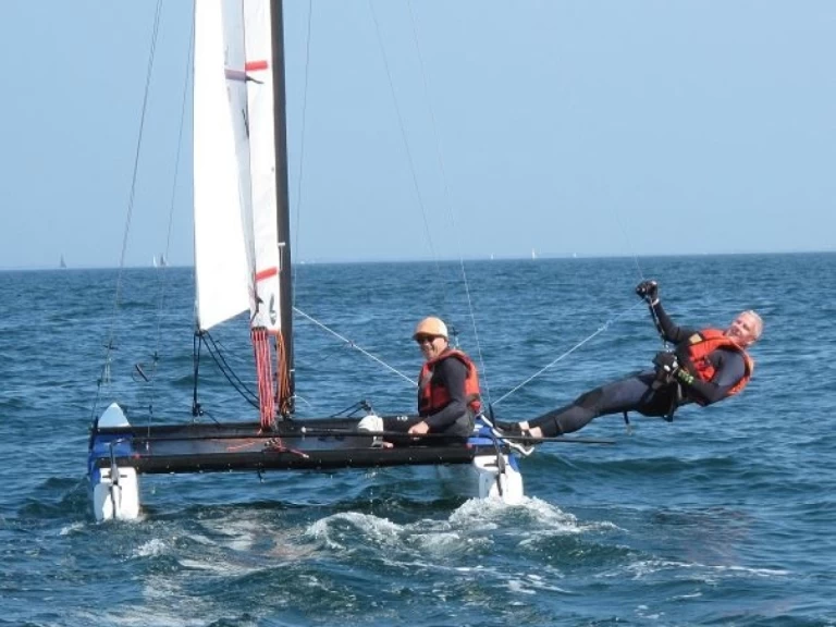Ein Nacra 570 FUN mieten in Carnac