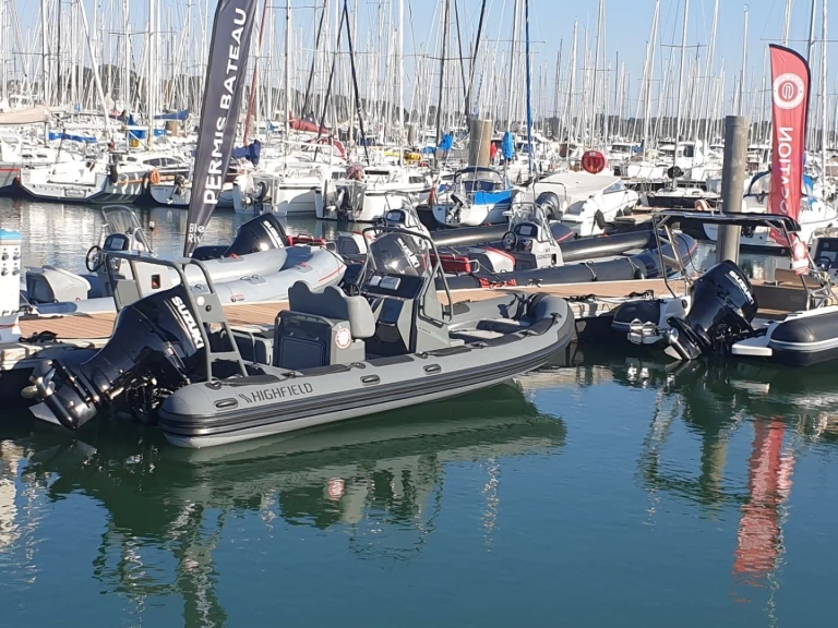 Schlauchboot mieten in Port-Haliguen zum besten Preis