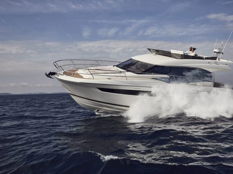 Boot mieten Port-Haliguen günstig Prestige 520