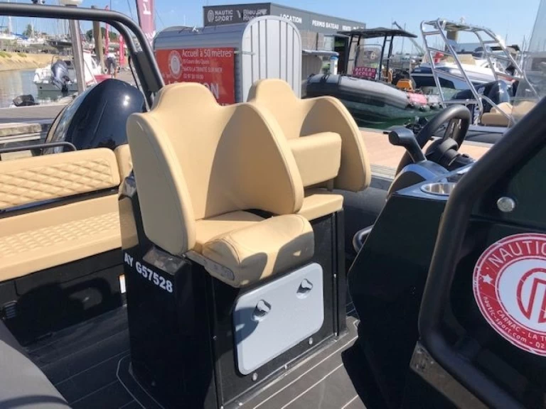 Schlauchboot mieten in La Trinité-sur-Mer zum besten Preis