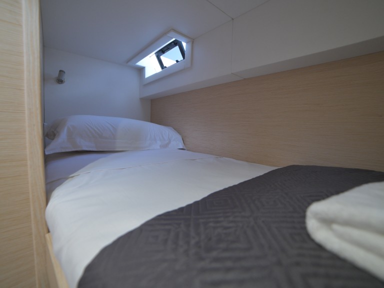 YachtCharter in Salerno - Dufour Dufour Catamarans 48 Sail auf SamBoat