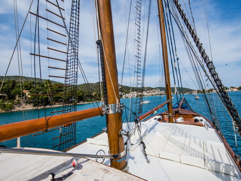 Ein  Gulet mieten in Álimos