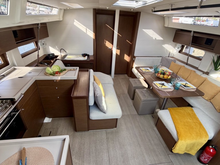 Vermietung Segelboot Bénéteau mit Führerschein