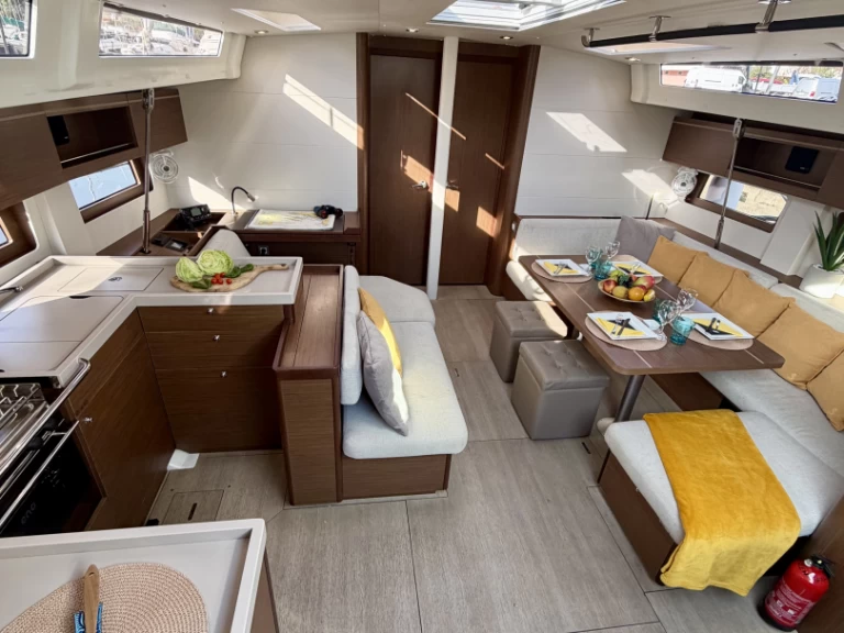 Vermietung Segelboot Bénéteau mit Führerschein