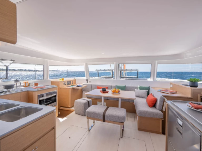 Katamaran mit oder ohne Skipper Excess mieten in Rhodos