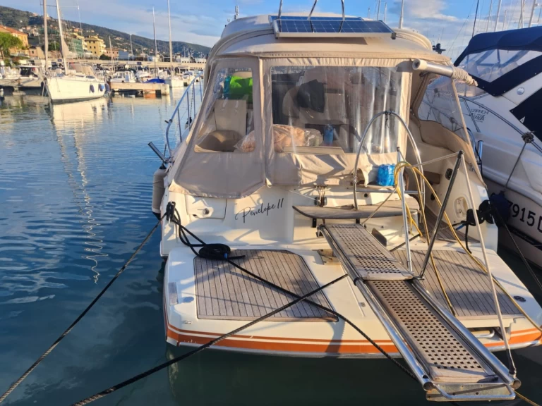 Motorboot mieten in Portofino - Cranchi Zaffiro 36
