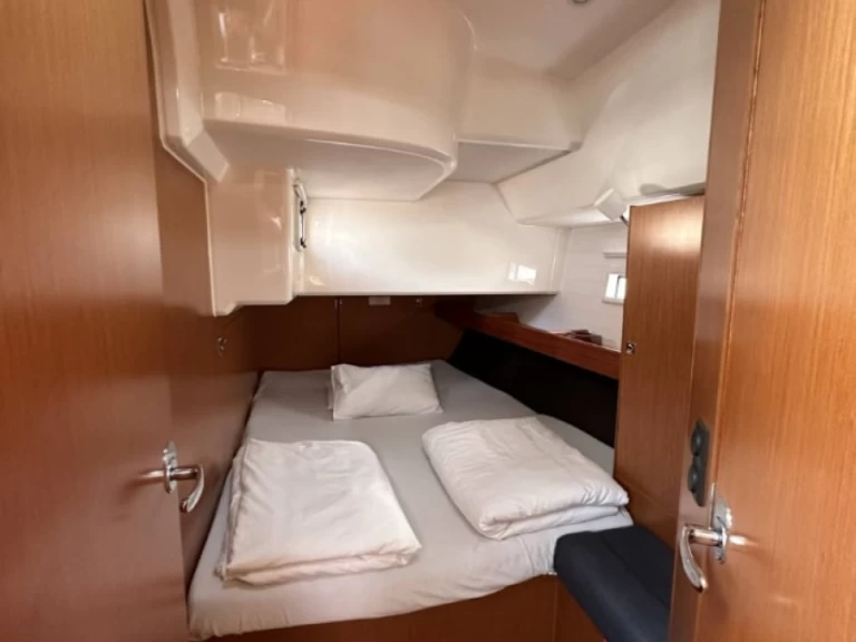 Ein Bavaria Cruiser 46 mieten in Lefkáda