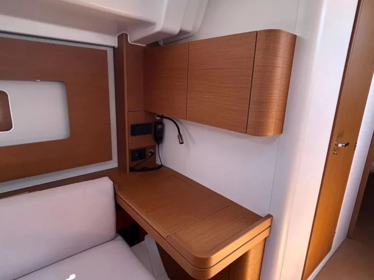 Bootsverleih Bénéteau First 44 Lavrion Samboat