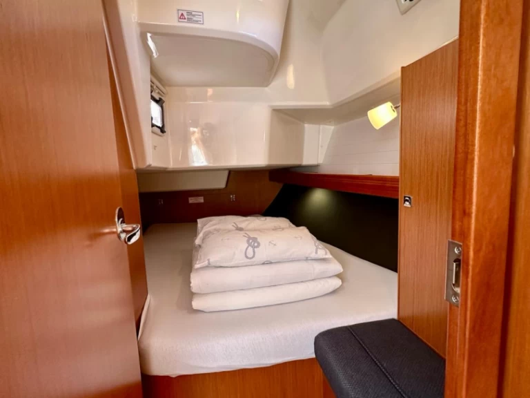 Segelboot mieten in Drage - Bavaria Cruiser 37