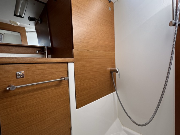 Vermietung Segelboot Jeanneau mit Führerschein