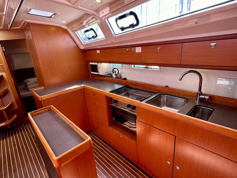 Segelboot mit oder ohne Skipper Bavaria mieten in Sukošan