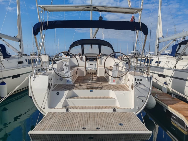 Ein Bavaria Cruiser 46 mieten in Drage