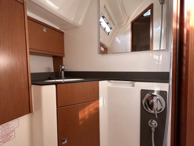 Ein Bavaria Cruiser 46 mieten in Drage