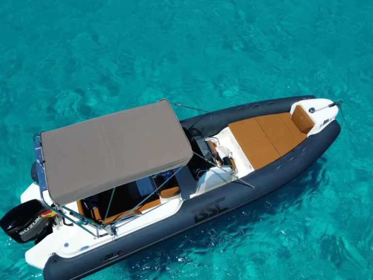 Schlauchboot mieten in Arbatax zum besten Preis