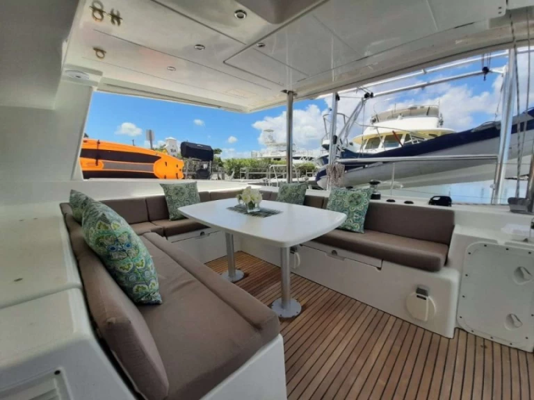 Katamaran mieten in Belize City zum besten Preis