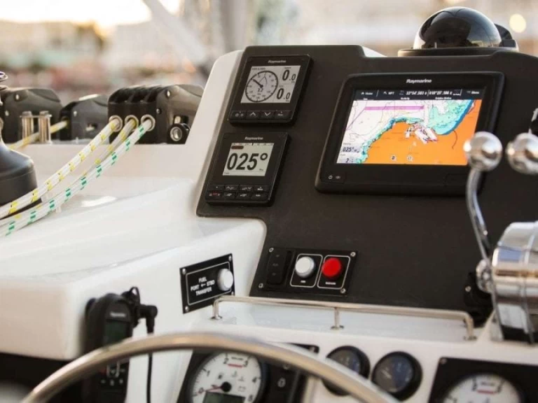 Katamaran mit oder ohne Skipper Leopard mieten in Belize City