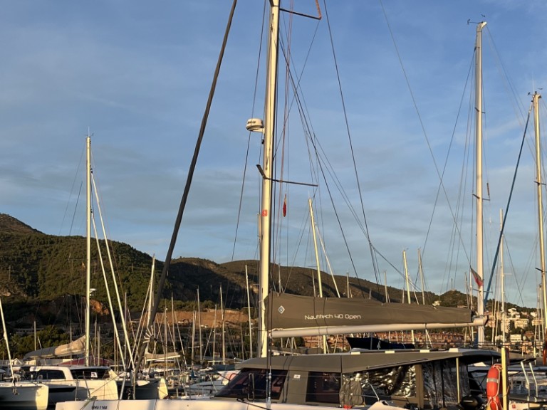 YachtCharter in Punat - Nautitech Nautitech 40 auf SamBoat