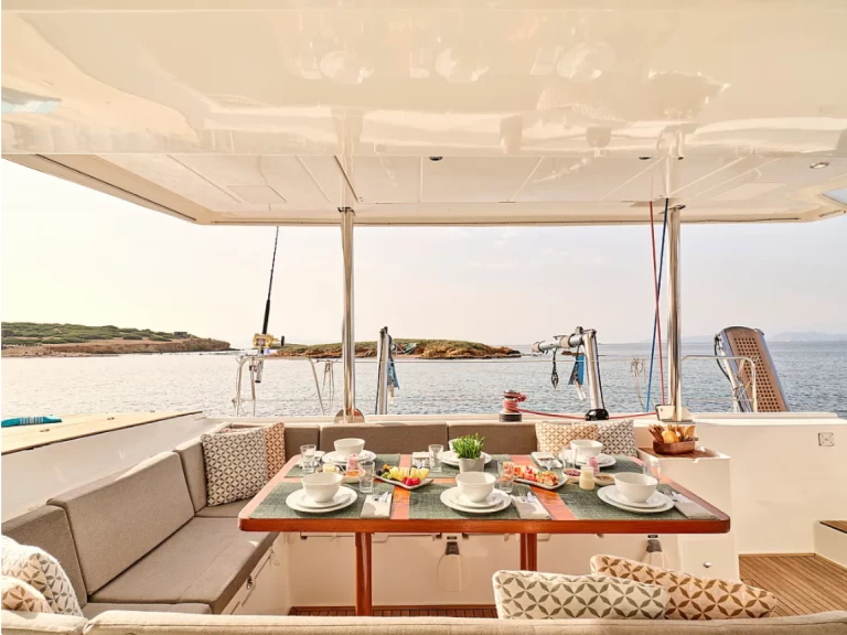 Katamaran mit oder ohne Skipper Lagoon mieten in Álimos