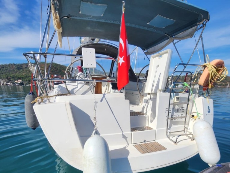 Bénéteau Beneteau Oceanis 40 Tigre mieten Fethiye
