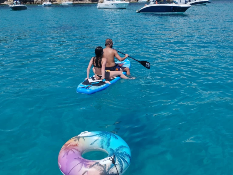 Ein Ferretti Ferretti 36 mieten in Cannes