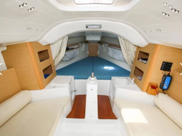 Bootsverleih Bénéteau First 21.7 S Port Fréjus Samboat