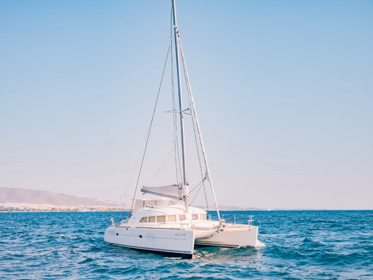 Katamaran mieten in Lavrion zum besten Preis