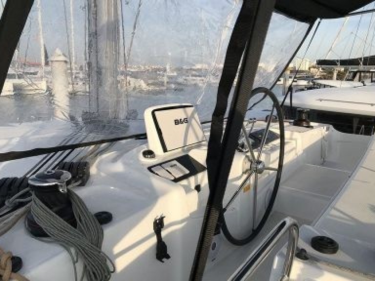 YachtCharter in Parish of Saint George - Lagoon Lagoon 46 auf SamBoat