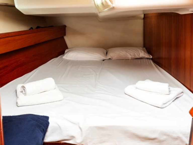 Ein Jeanneau Sun Odyssey 45 mieten in Préveza