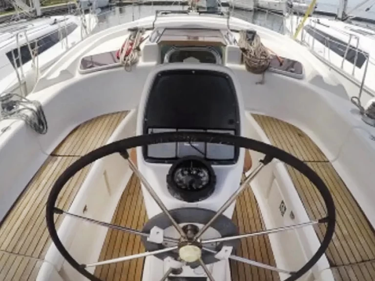 Segelboot mieten in Nikiána zum besten Preis