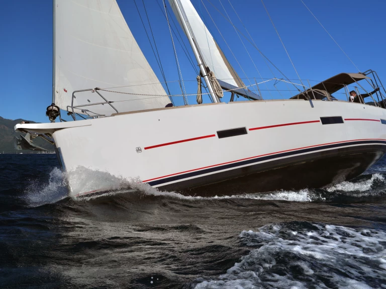 Ein Dufour Dufour 460 Grand Large mieten in Rhodos