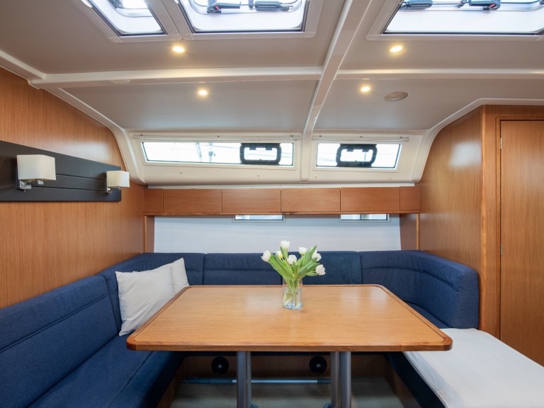 YachtCharter in Lavrion - Bavaria Cruiser 51 auf SamBoat